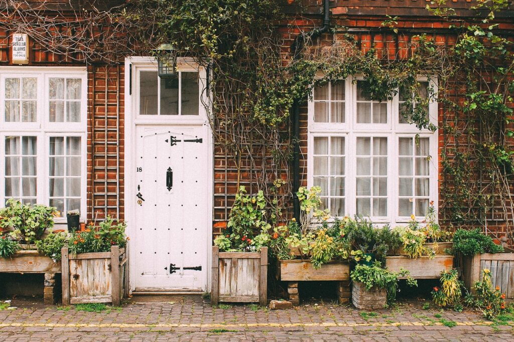 house, nature, home-2606818.jpg